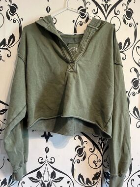 aerie Olive Green Cropped V-Neck Hoodie